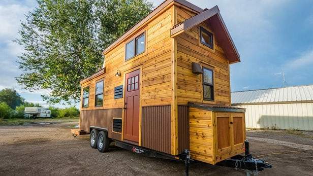 An Off-Grid Tiny Home: Upsides and Downsides
